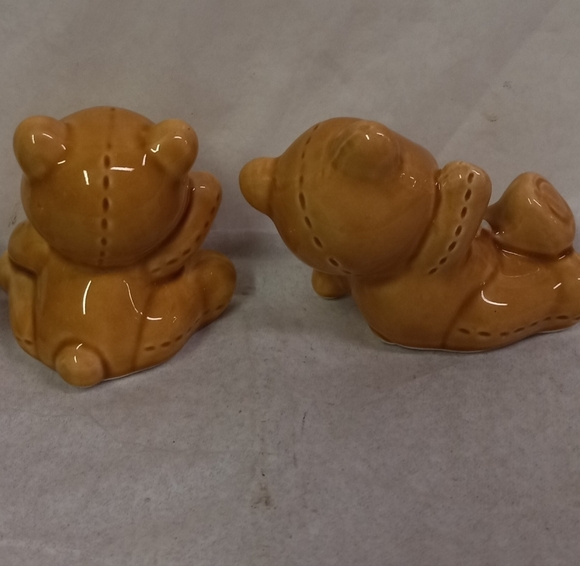3)- Vintage Russ Berrie Bears Sat Posing Porcelian Ceramic Miniature Ornaments - Picture 3 of 9